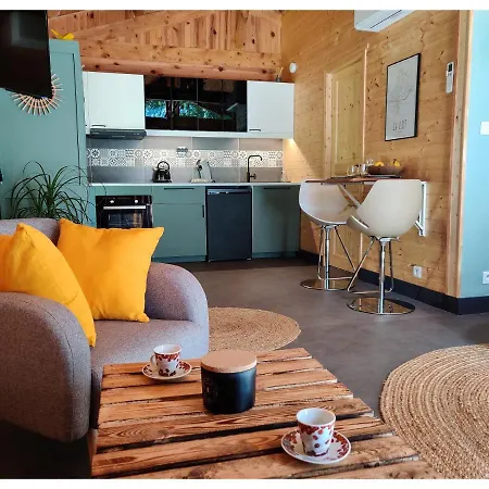 Chalet, Bain Nordique * Quissac (Lot)